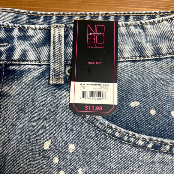 NO BO HIGH RISE JEAN SHORTS BLEACHED & FRAYED NWT 11 - Picture 2 of 9